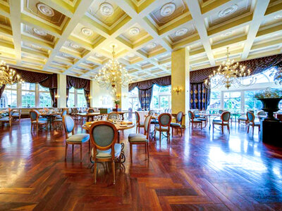 Box Gastronomische Pause mit Champagner im Restaurant im Hotel Regina von Chez Meyer