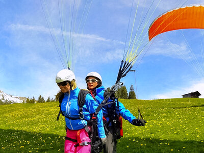 Coffret Sensations fortes en parapente biplace : un vol de 20 minutes dans le canton de Fribourg