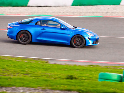 Coffret Stage de pilotage : 4 tours sur le circuit de Nogaro en Alpine A110 S