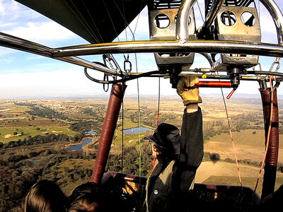 Madrid a tus pies: vuelo en globo de 1 hora con brunch y cava