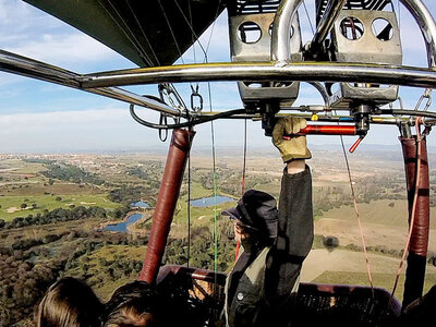 Paseo en globo de 1 hora en Toledo con brunch y cava para 2 personas