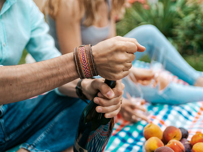Bollicine di felicità: 4 bottiglie di Spumante Metodo Classico con consegna a domicilio