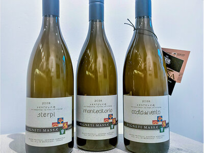 Cofanetto regalo Pregiati bianchi Aroma Wine Bar Enoteca: 3 bottiglie di vino con consegna a domicilio