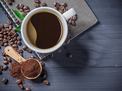 Ammazzacaffè Time: 1 bottiglia di grappa e 2 confezioni di caffè miscela arabica a domicilio