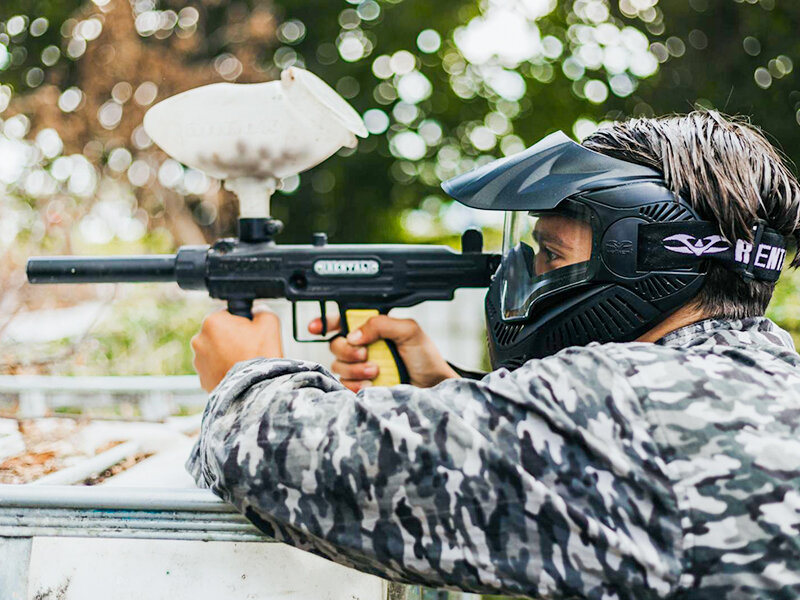 Doos 2 uur paintballen in Bergen voor 4 personen