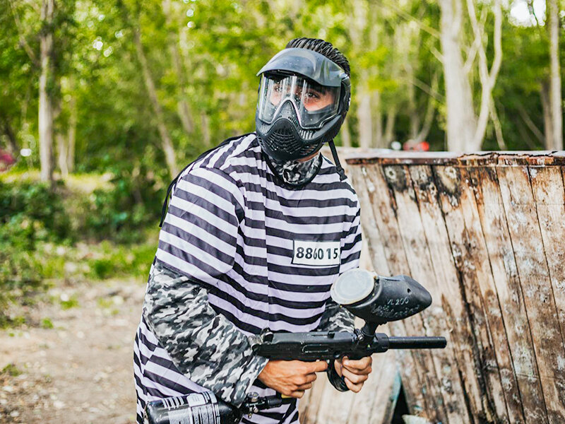 2 uur paintballen in Bergen voor 4 personen