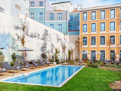 Escapada a Oporto: 1 noche con desayuno en Mercure Porto Centro Aliados de 4*