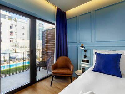 Caja Escapada a Oporto: 1 noche con desayuno en Mercure Porto Centro Aliados de 4*