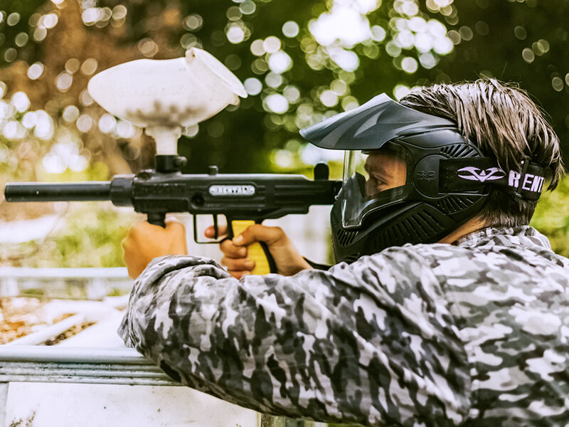 Doos 2 uur paintballen in Bergen voor 3 personen