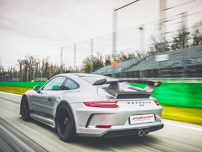 Conduite sportive au Red Bull Ring : 1 tour au volant d'une Porsche 911 GT3