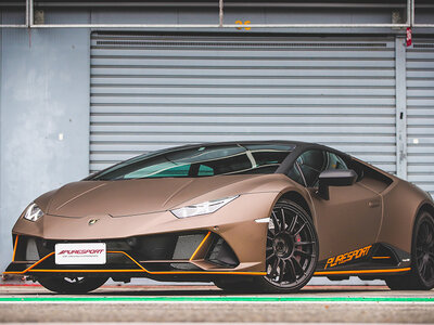 Geschenkbox Fahrerlebnis 1 Runde in einem Lamborghini Huracan EVO auf dem Hockenheimring