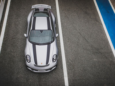 Al volante di una Porsche 911 GT3 sul Circuito di Vairano: 1 giro a tutto gas