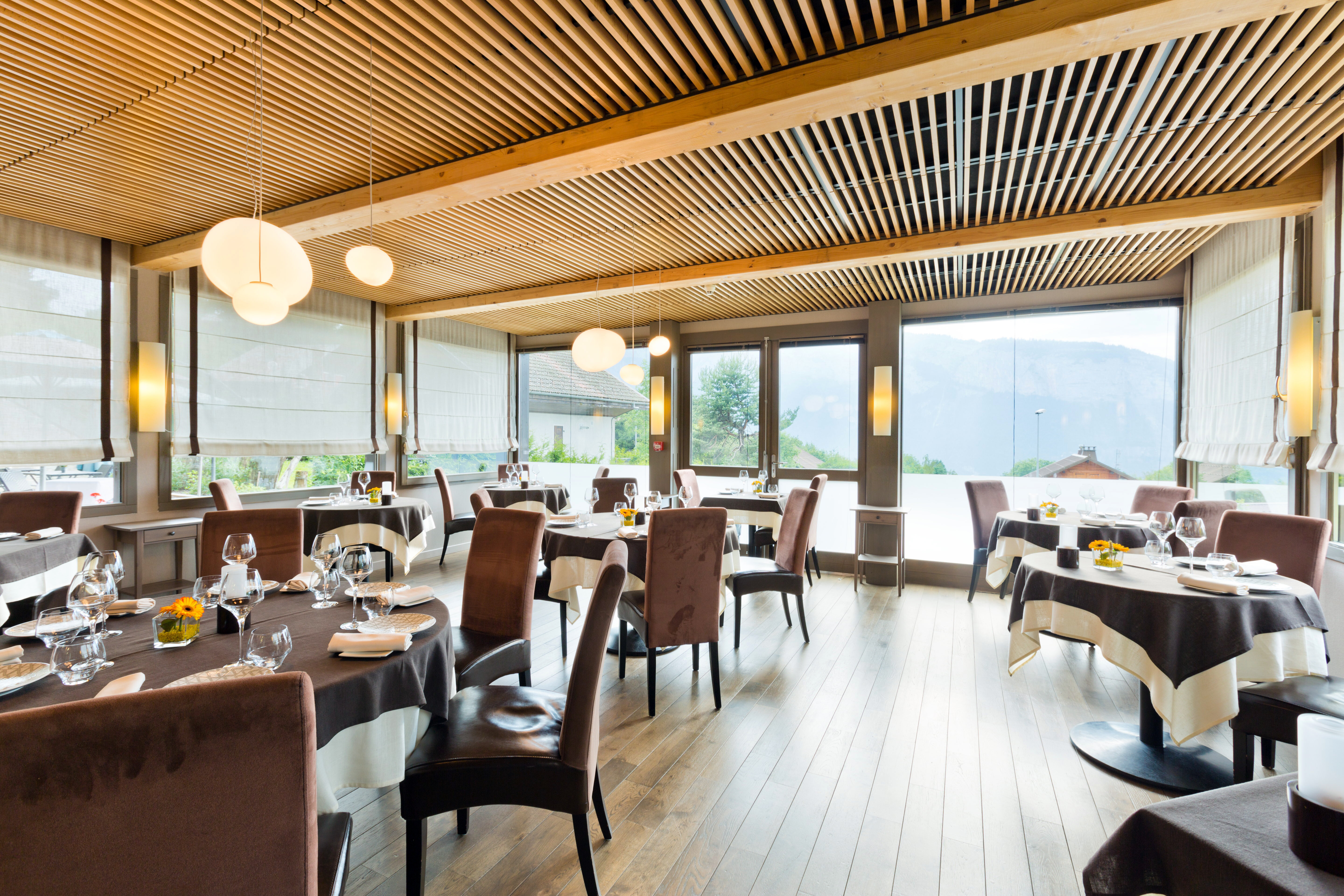 Hôtel La Croix de Savoie 4