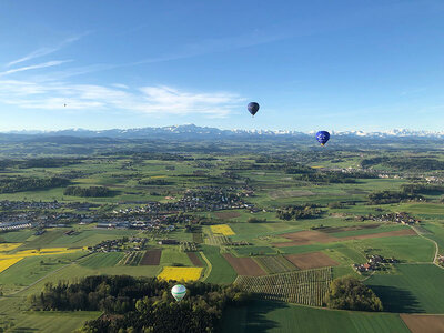 Coffret cadeau Vol privé en montgolfière d'1h30 dans le canton de Thurgovie pour 5 personnes