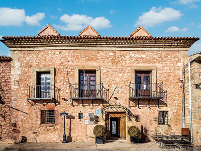 Caja regalo Hotel Salinas de Imón: 1 noche, spa, desayuno y cena