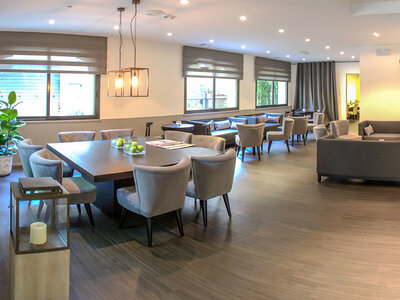 Insieme sulla Riviera Romagnola: 1 notte con accesso idromassaggio e servizio spiaggia