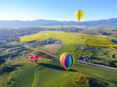 Paseo en globo con desayuno y brindis por la región de Madrid