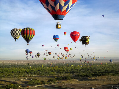 Cadeaubon Ballonvaart met champagne in de Ardennen voor 1