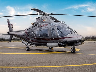 Caja ¡Barcelona en helicóptero!: 1 vuelo de 7 min en helicóptero por la costa