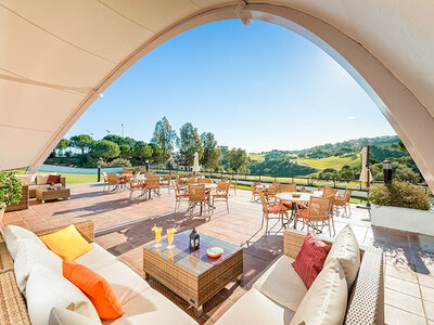 Caja regalo La Cala Resort 4*: 1 noche y 1 acceso al circuito termal de 1h30