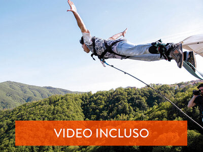 Cofanetto regalo 1 salto singolo di Bungee Jumping con video e 1 ingresso di 3h al Parco Avventura Veglio