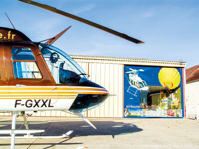 Coffret Vol en hélicoptère de 15 min pour 2 personnes au-dessus de Tours et Amboise