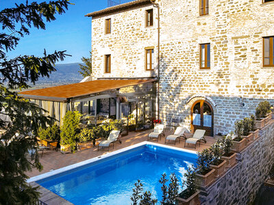 Cofanetto 1 notte in Italia in hotel 4* con cena e accesso Spa per anniversario di matrimonio