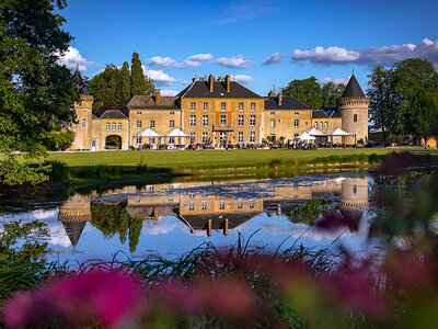 Box Jahrestag oder märchenhafte Flitterwochen: 1 Nacht in einem 5*-Schloss in Frankreich mit Abendessen