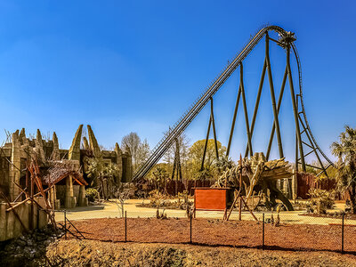 Coffret Journée à Walibi Belgium pour 2 adultes et 1 enfant