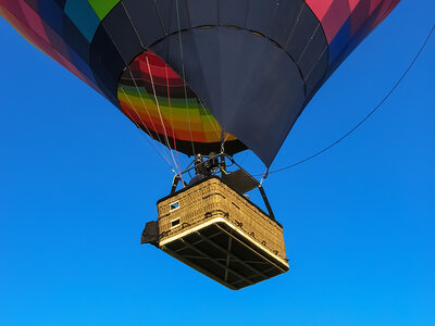 Cofanetto 1 emozionante tour in mongolfiera al tramonto in provincia di Pavia