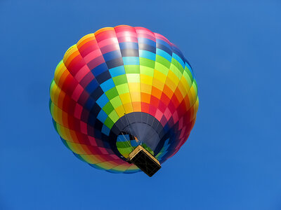 1 suggestivo tour in mongolfiera all'alba nel Pavese