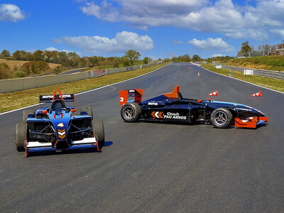 7 rondes racen in een Formule 3-wagen op het Circuit Paul Ricard