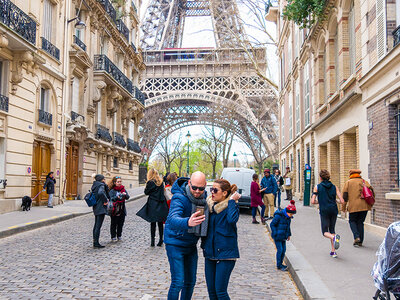 Coffret cadeau Une journée à Paris : croisière et visites en famille