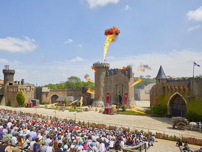 Coffret Billets Puy du Fou 2025 - 1 jour pour 1 adulte et 2 enfants