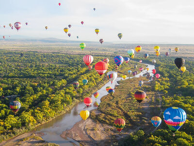 Vol en montgolfière et champagne au-dessus des Ardennes pour 2