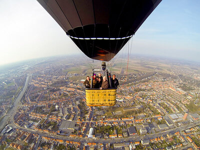 Vol en montgolfière et champagne à Genk pour 1 personne