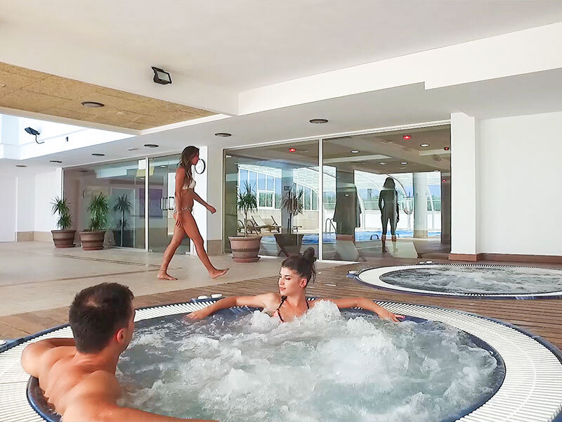 Jacuzzi Spa Pareja RomÃ¡ntico Almería Pareja En Jacuzzi Romantico