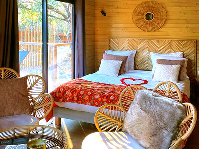 Coffret Escapade de 2 jours en gîte avec VTT électrique à Arpaillargues-et-Aureillac