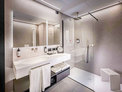 Cofanetto Parentesi gourmet a Jesolo: 1 notte in hotel 5* con cena romantica