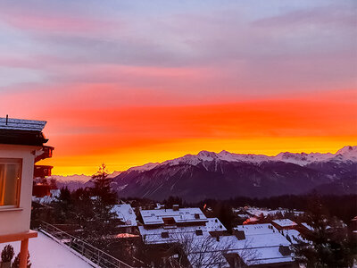 Geschenkbox Magischer 2-tägiger Ausflug in die Berge mit Abendessen im 3-Sterne-Hotel Splendide in Crans-Montana