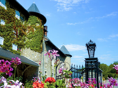 Coffret 2 jours en suite dans un château aux portes de Chambéry avec dégustation de vins