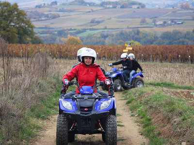 Coffret cadeau Randonnée d'1h en quad pour 2 adultes et 1 enfant près de Limoges