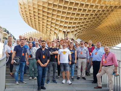Caja regalo Las Setas de Sevilla: visita guiada con gafas de realidad virtual para 2