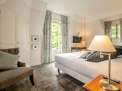 2 jours en hôtel 4* avec dîner gastronomique en restaurant primé, accès au spa et soin à 1h de Paris