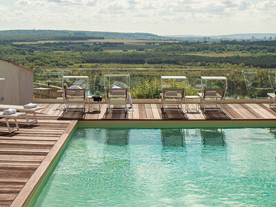 Coffret 2 jours en hôtel 4* avec dîner gastronomique en restaurant primé, accès au spa et soin à 1h de Paris