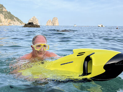 Cofanetto Sessione di snorkeling di 1 ora con seabob a Capri