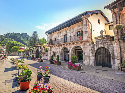 Caja regalo Cantabria con encanto: 2 noches en junior suite en el Hotel Casona de La Pinta