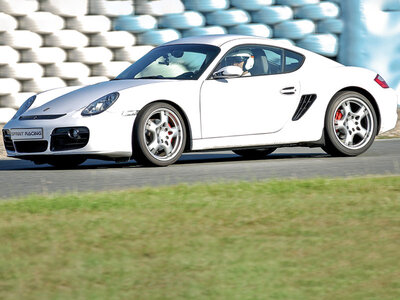 Coffret Stage de pilotage : 4 tours sur le circuit du Luc en Porsche Cayman