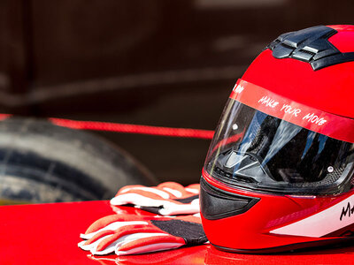 Cofanetto regalo 2 emozionanti giri in Ferrari 458 Italia sul Circuito Hockenheimring