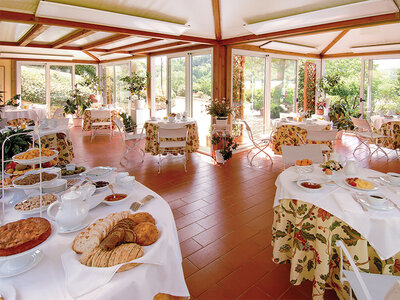 Tra le verdi colline di Firenze: 1 notte in camera Deluxe con ingresso all'area spa